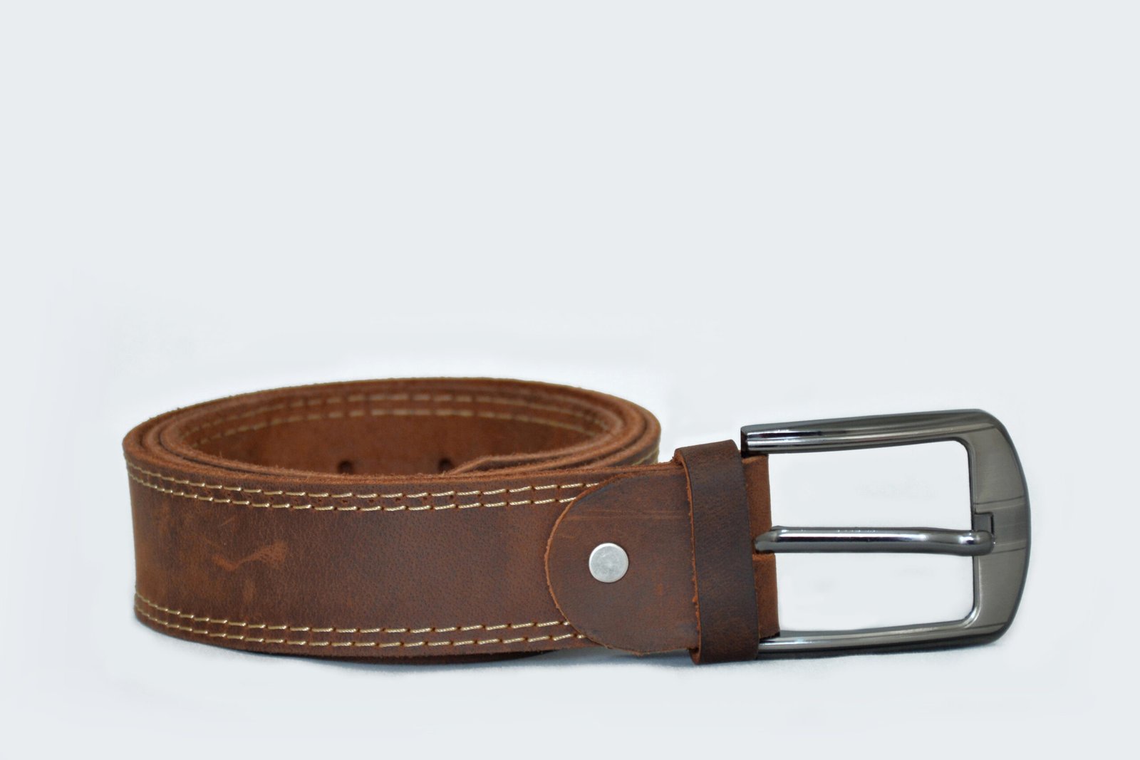 Premium Genuine Leather Belt for Men – Classic Brown with Metal Buckle - Image 3