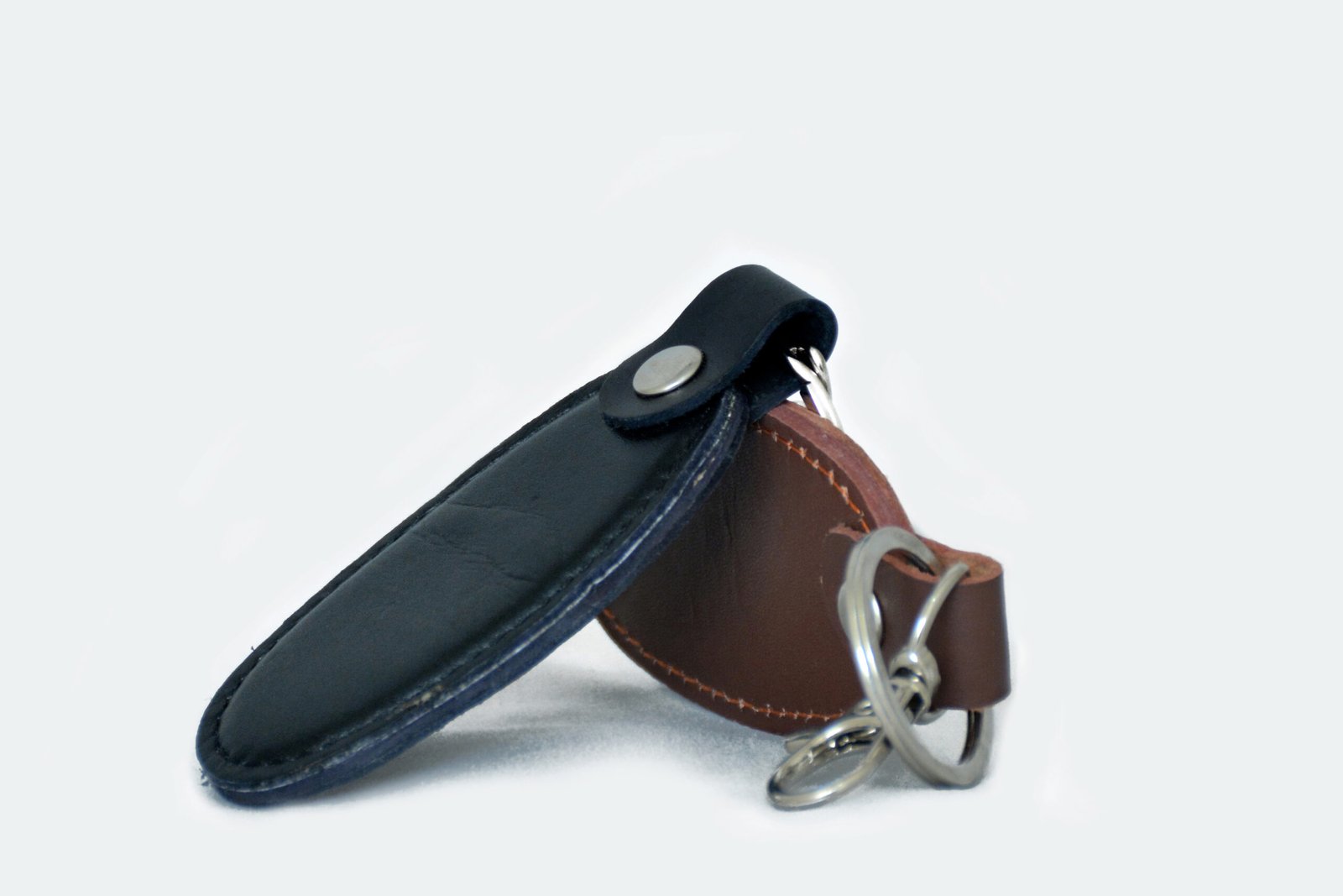 Dual-Tone Leather Keychain Set – Premium Black & Brown